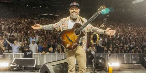 Over 37,000 Fans Get Cruise Tickets at Zac Brown Band’s Fenway Show