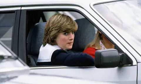 Meet Princess Diana’s Old Car – A Ford Escort Ghia