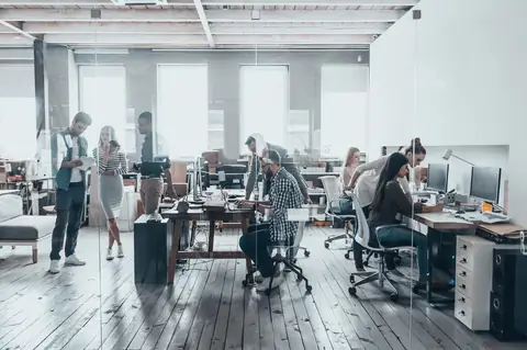 Divided Between Work and Personal Life? Strike a Balance With These Lifehacks!