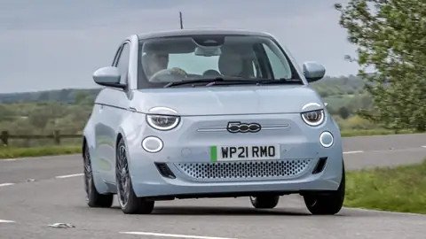 Fiat Pledges to Become EV-Only By 2030 – Here’s A Look At Its First All-Electric Vehicle