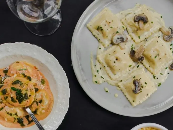 what is ravioli carbonara