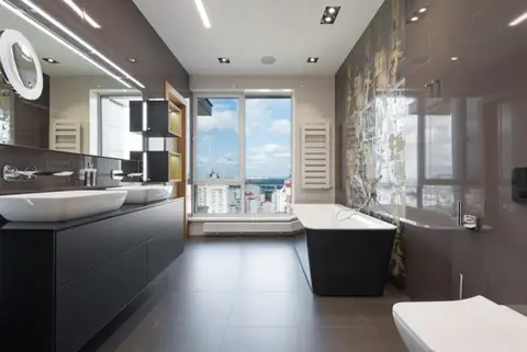 Decluttering: 6 Items You Should Throw Out of Your Bathroom