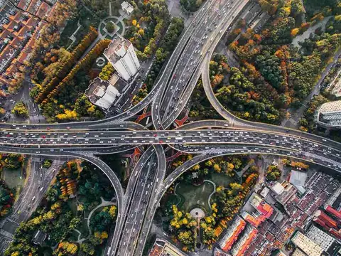 China’s New Rules Forces Global Automakers to Store Car Data Locally