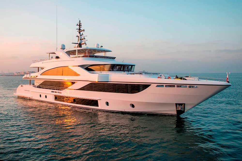 what does a 20 million yacht look like