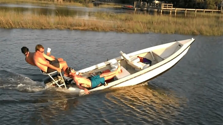 40 Hilarious Photos That Prove Why Boating Is Not for Everyone - Page 4 ...