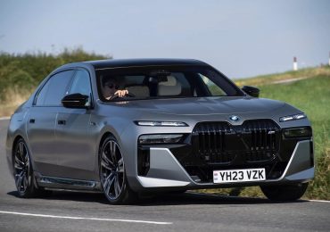 BMW 7 Series Versus Mercedes S-Class